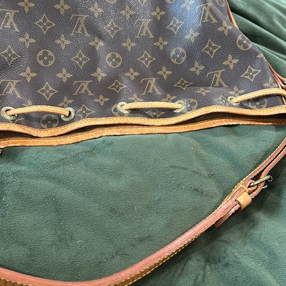 Louis Vuitton Authentic Petit Noe Monogram🤎🤎🤎EUC AR0940 - Picture 6 of 14